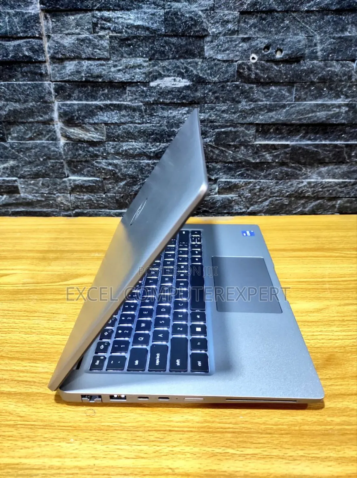 New Laptop Dell Latitude 5440 16GB Intel Core I5 SSD 512GB