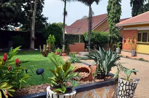 Furnished 4bdrm Bungalow in Kiwatule, Nakawa for rent