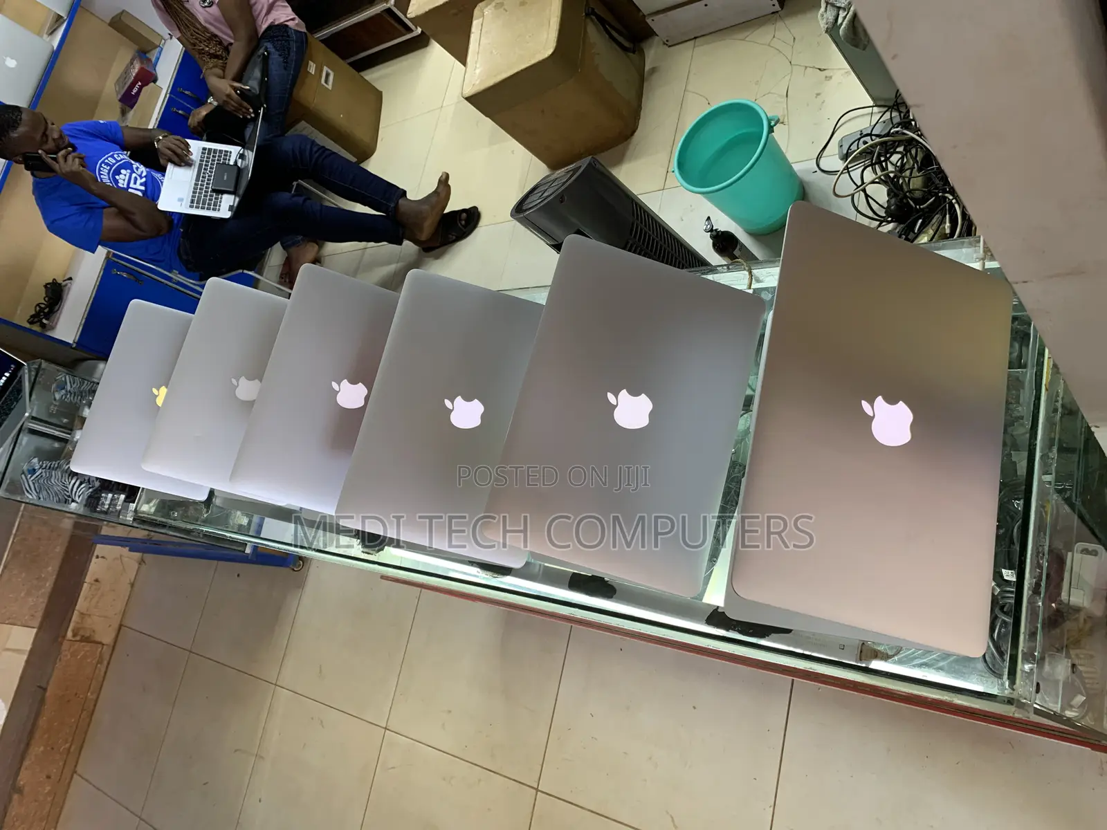Laptop Apple MacBook Pro 8GB Intel Core I5 SSD 256GB