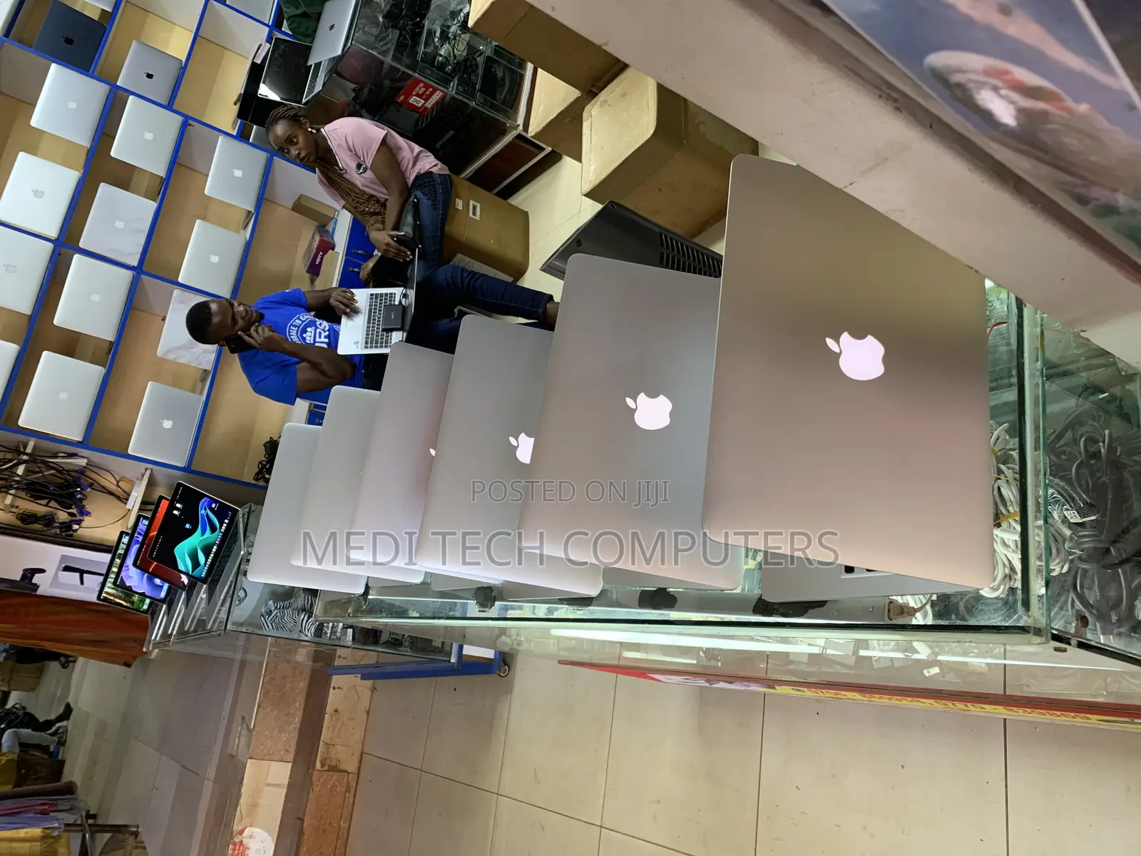 Laptop Apple MacBook Pro 8GB Intel Core I5 SSD 256GB