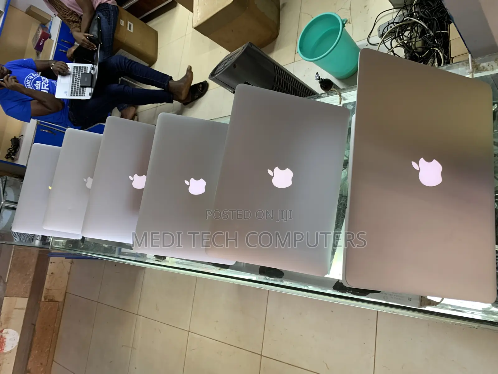 Laptop Apple MacBook Pro 8GB Intel Core I5 SSD 256GB
