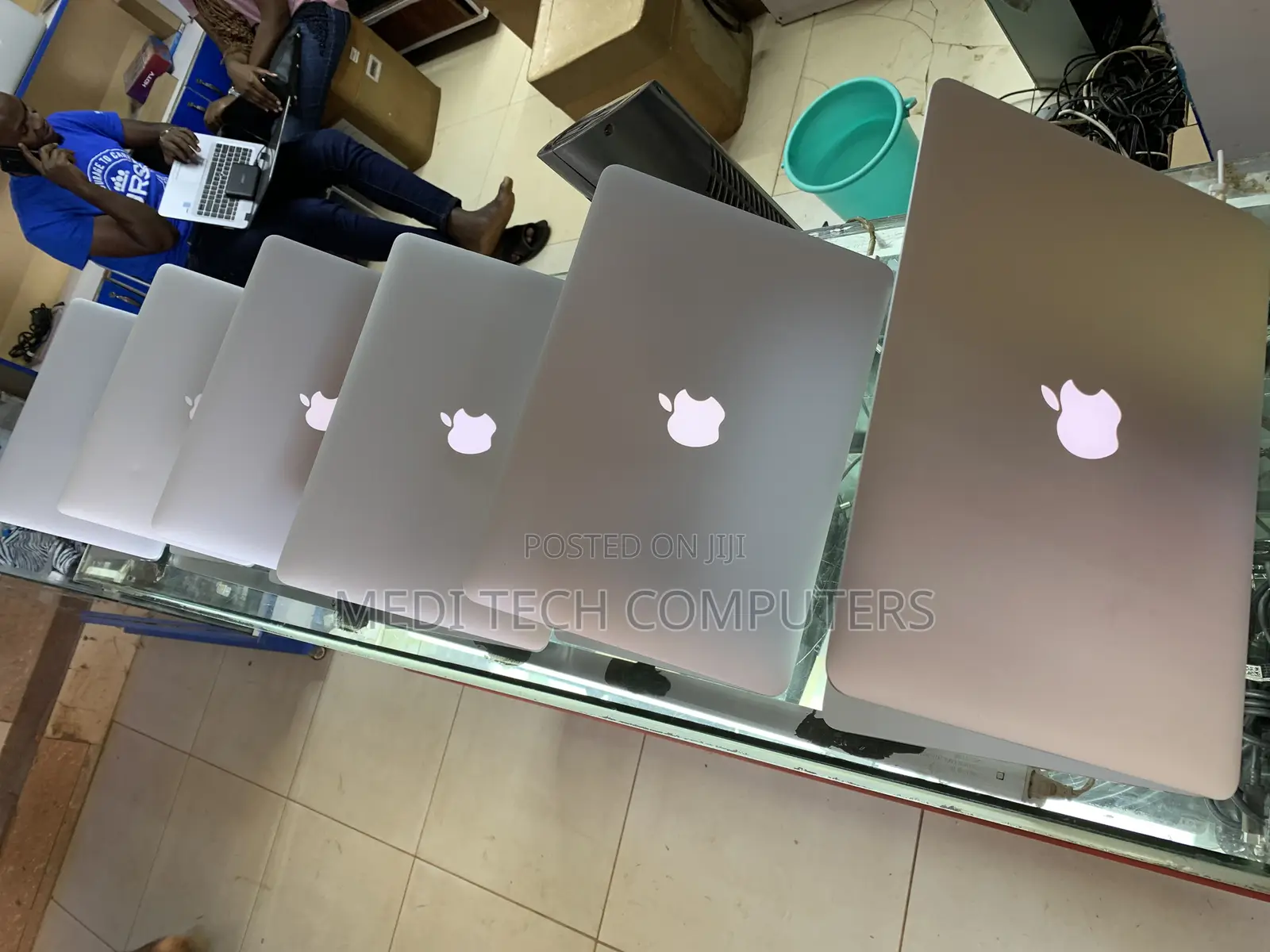 Laptop Apple MacBook Pro 8GB Intel Core I5 SSD 256GB