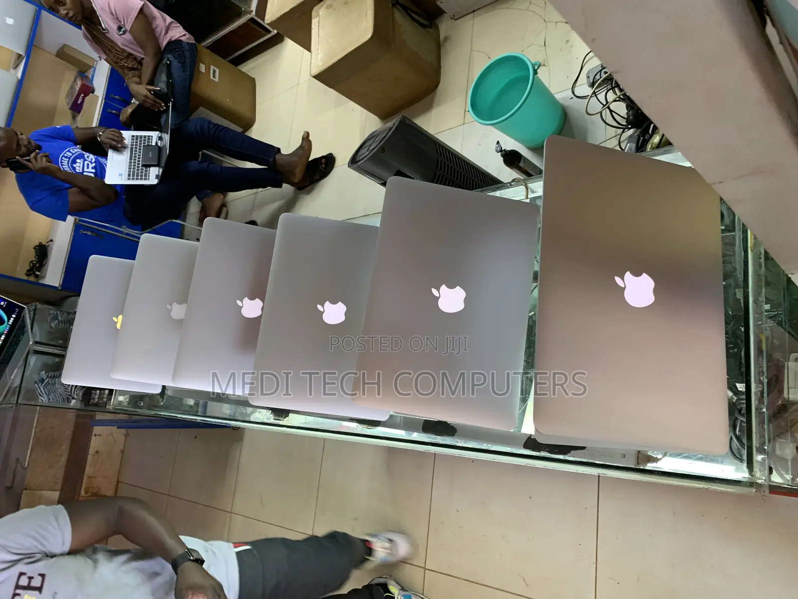 Laptop Apple MacBook Pro 8GB Intel Core I5 SSD 256GB