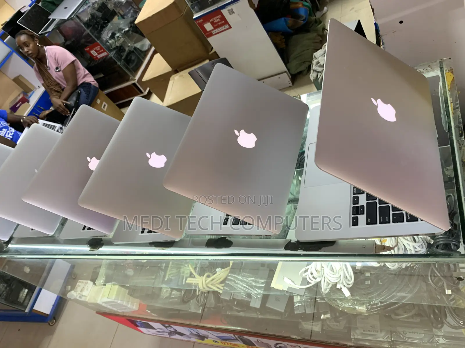 Laptop Apple MacBook Pro 8GB Intel Core I5 SSD 256GB