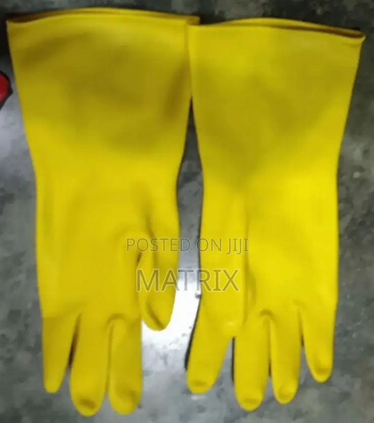 Nitrile Yellow Gloves