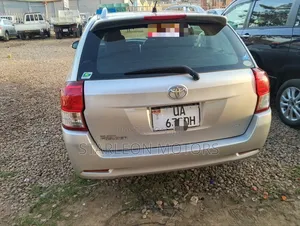 Toyota Corolla Fielder 1.5 Petrol AWD 2012 Silver
