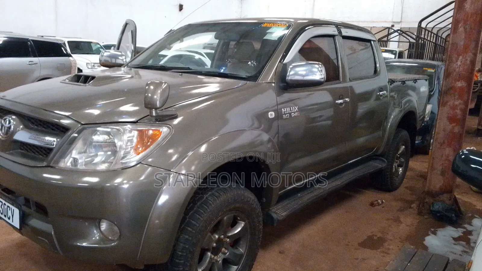 Toyota Hilux 2.5 D-4D Double Cab 4x4 SRX 2007 Gray