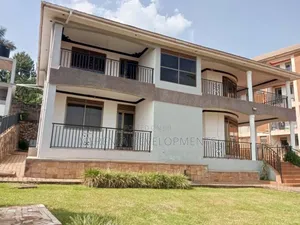 4bdrm House in Seguku, Wakiso / Wakiso for sale