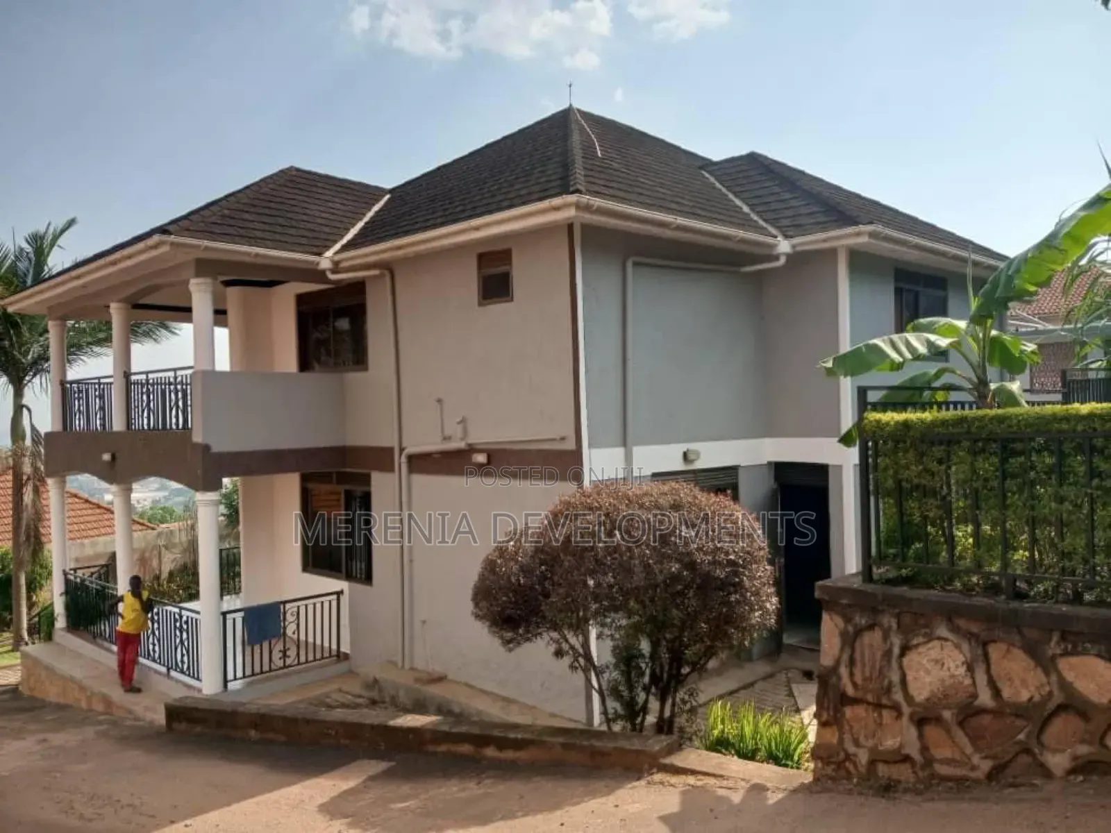 4bdrm House in Seguku, Wakiso / Wakiso for sale