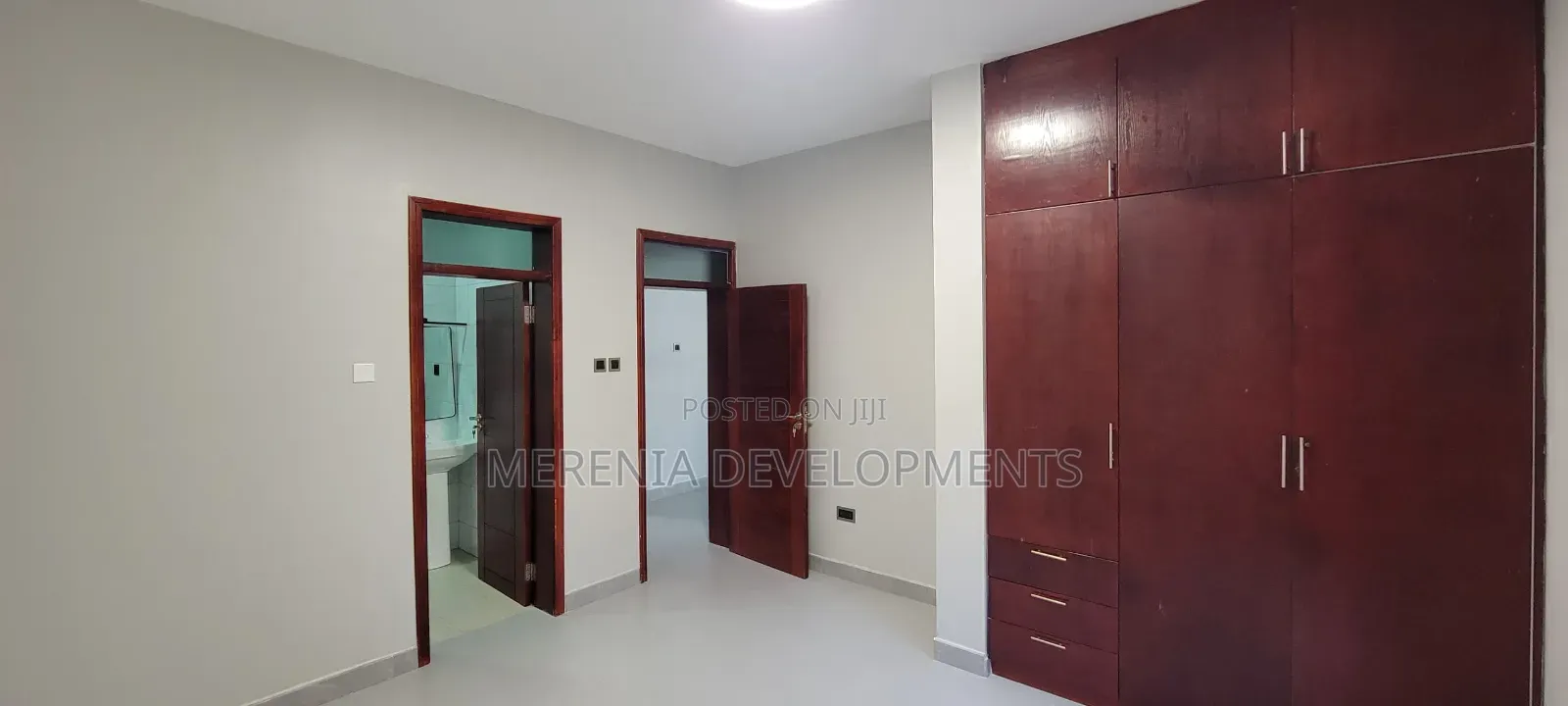 2bdrm Apartment in Muyenga, Makindye for sale