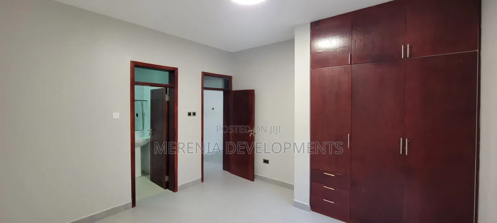 2bdrm Apartment in Muyenga, Makindye for sale