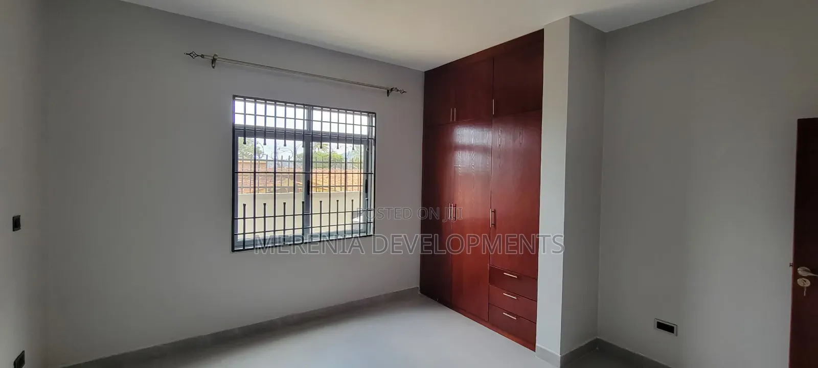 2bdrm Apartment in Muyenga, Makindye for sale