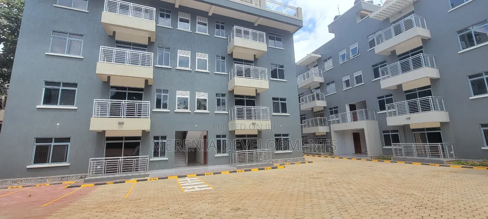 2bdrm Apartment in Muyenga, Makindye for sale