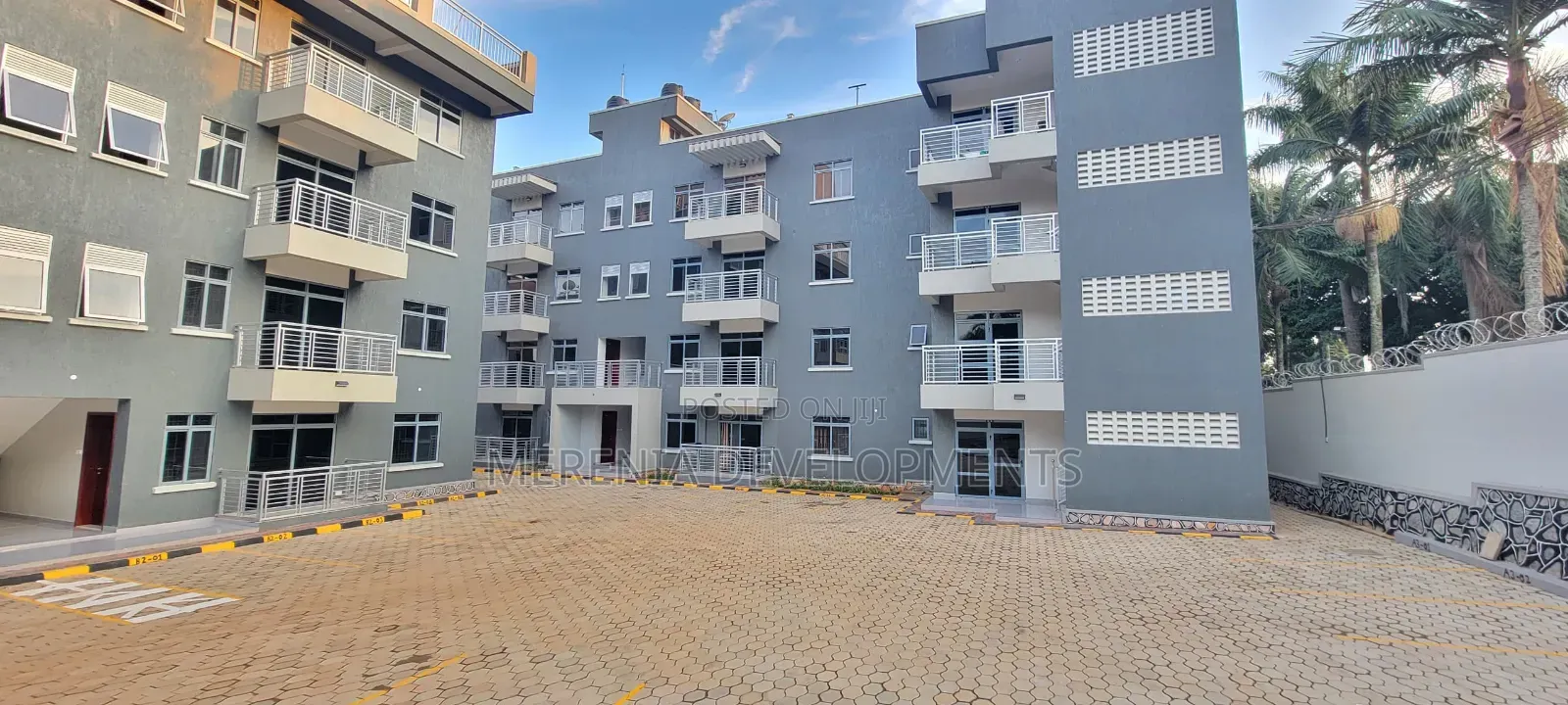 2bdrm Apartment in Muyenga, Makindye for sale