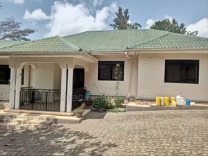 3bdrm House in Buziga, Makindye for rent
