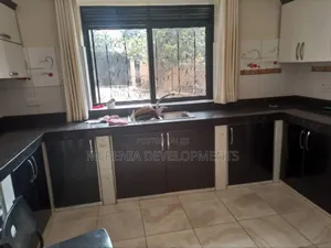 3bdrm House in Buziga, Makindye for rent