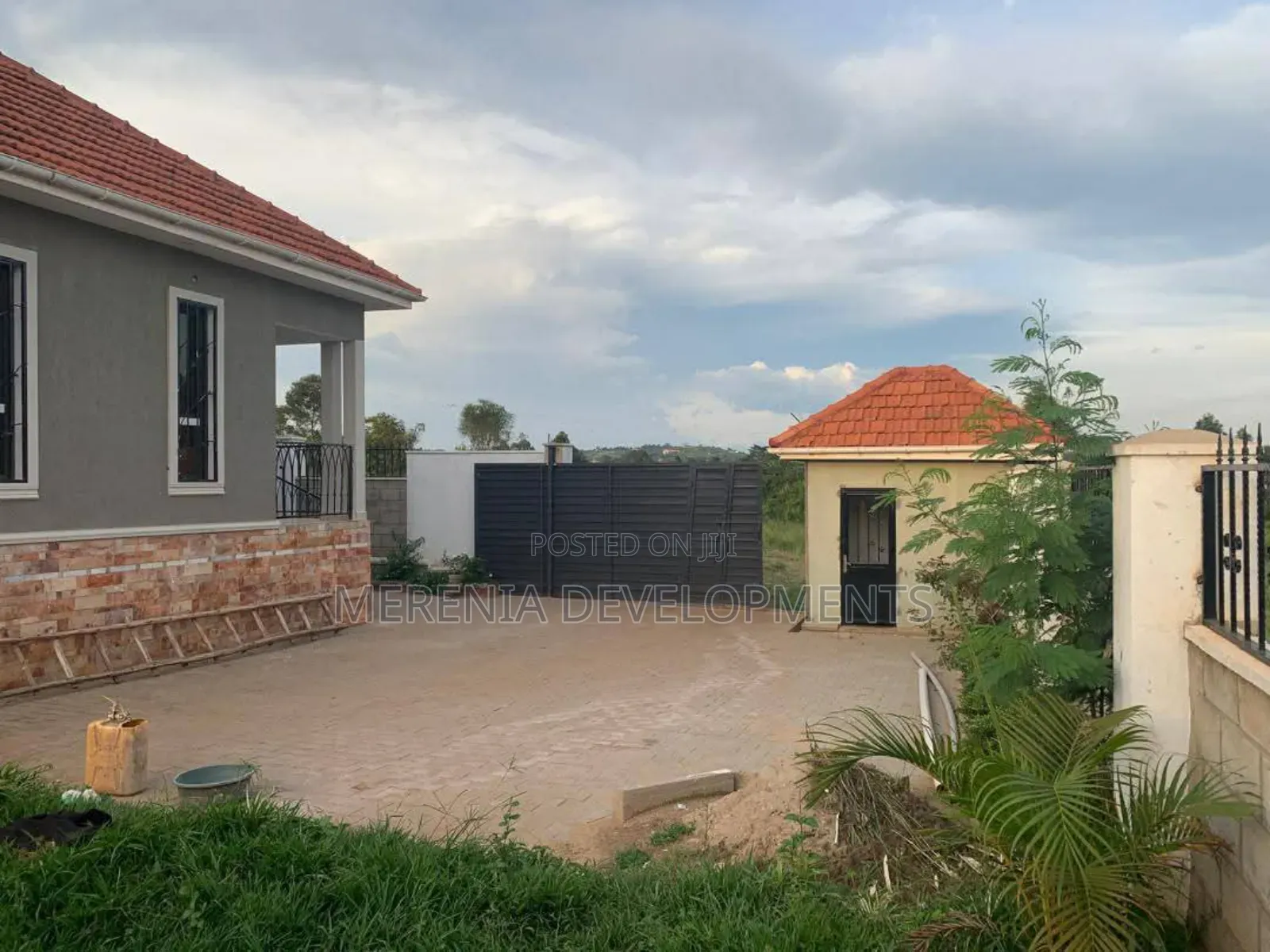 3bdrm House in Kira, Nakawa for sale