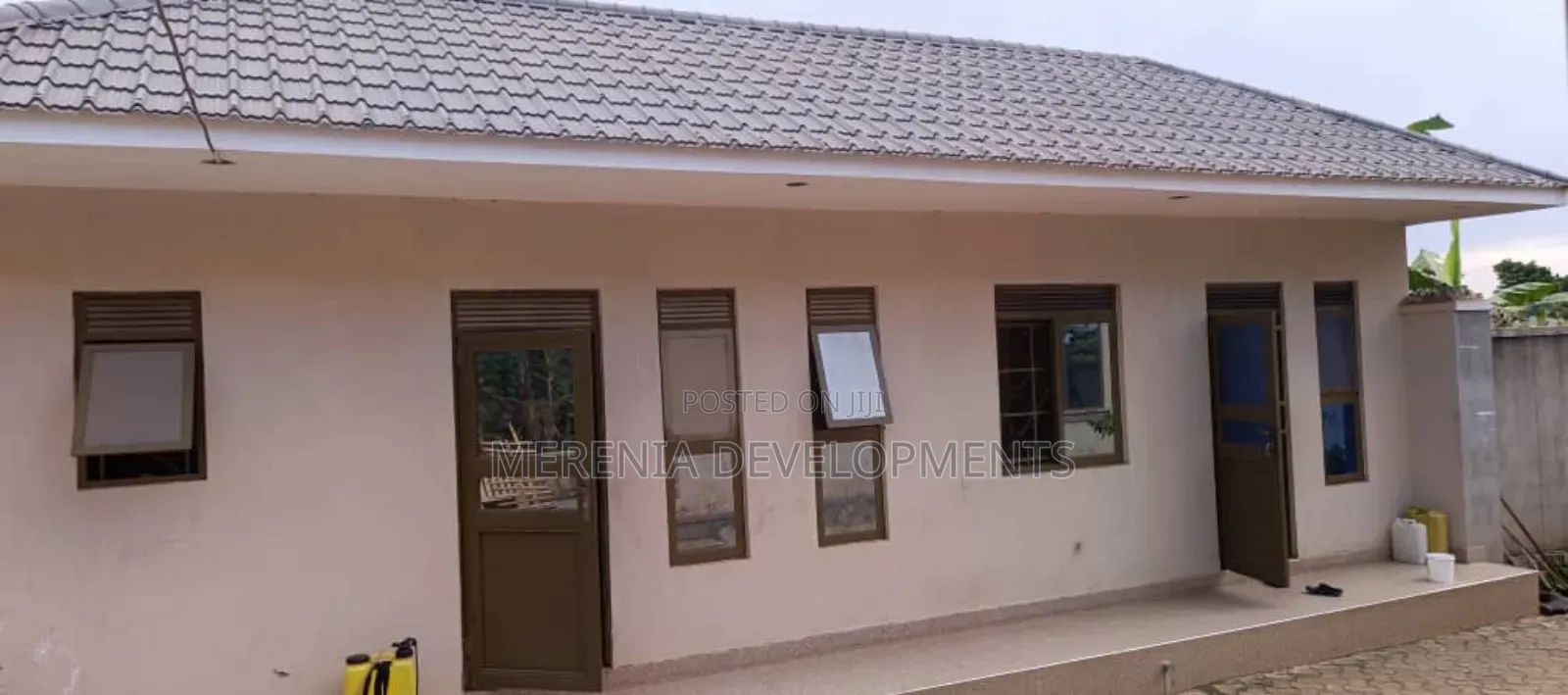 6bdrm House in Gayaza, Wakiso / Wakiso for sale