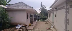 6bdrm House in Gayaza, Wakiso / Wakiso for sale