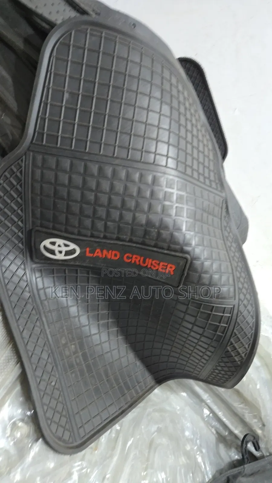 Landcruiser Labeled Neted Carpets/Floor Mats