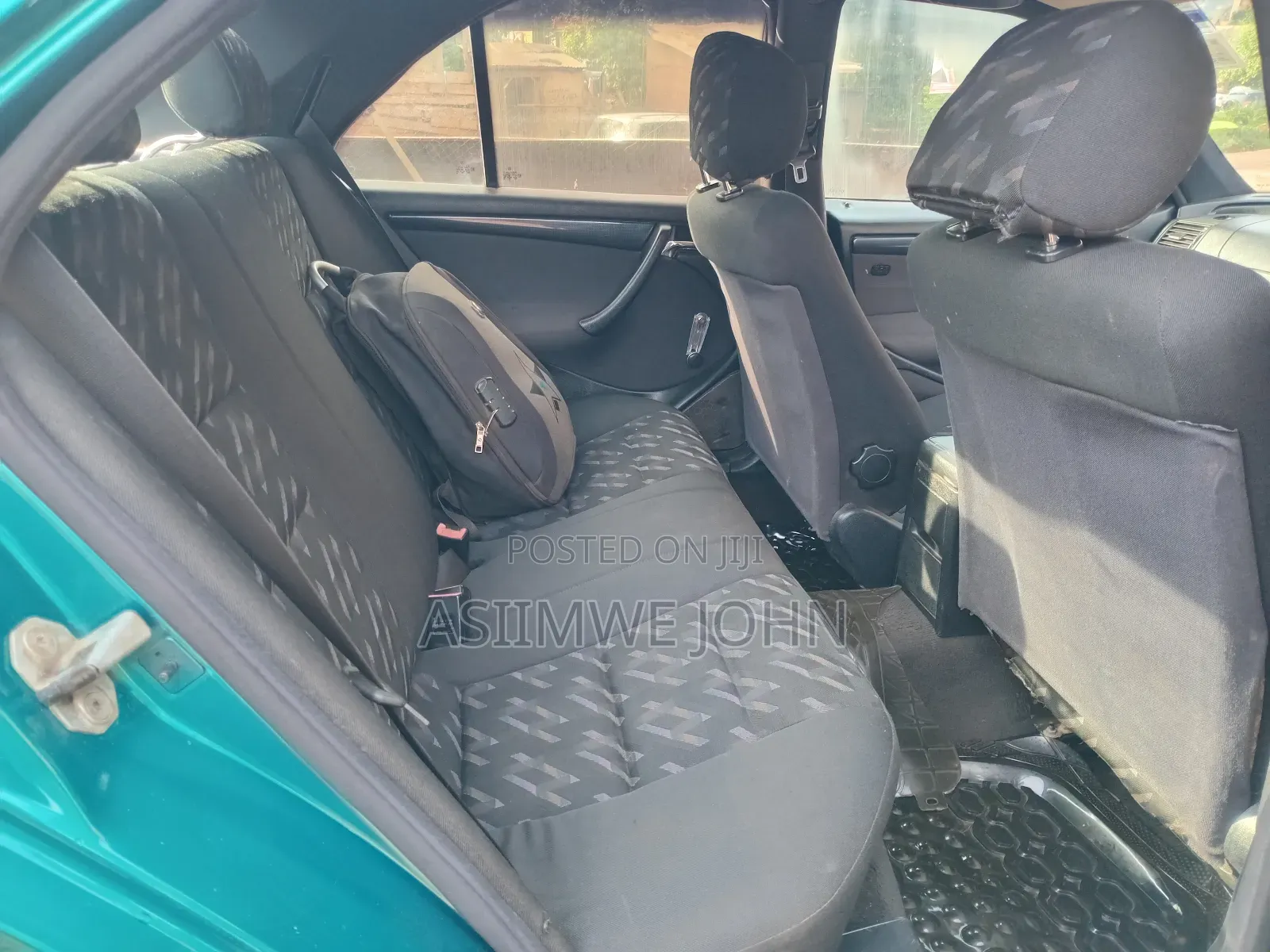 Mercedes-Benz C200 2000 Blue