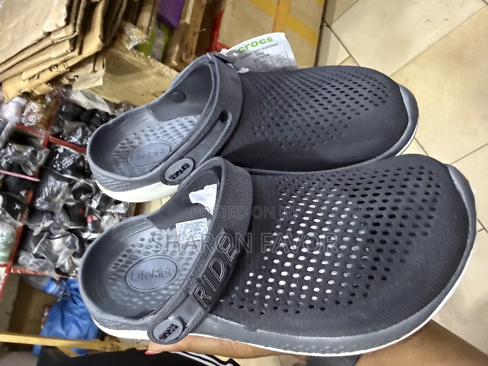 Lite Ride Crocs
