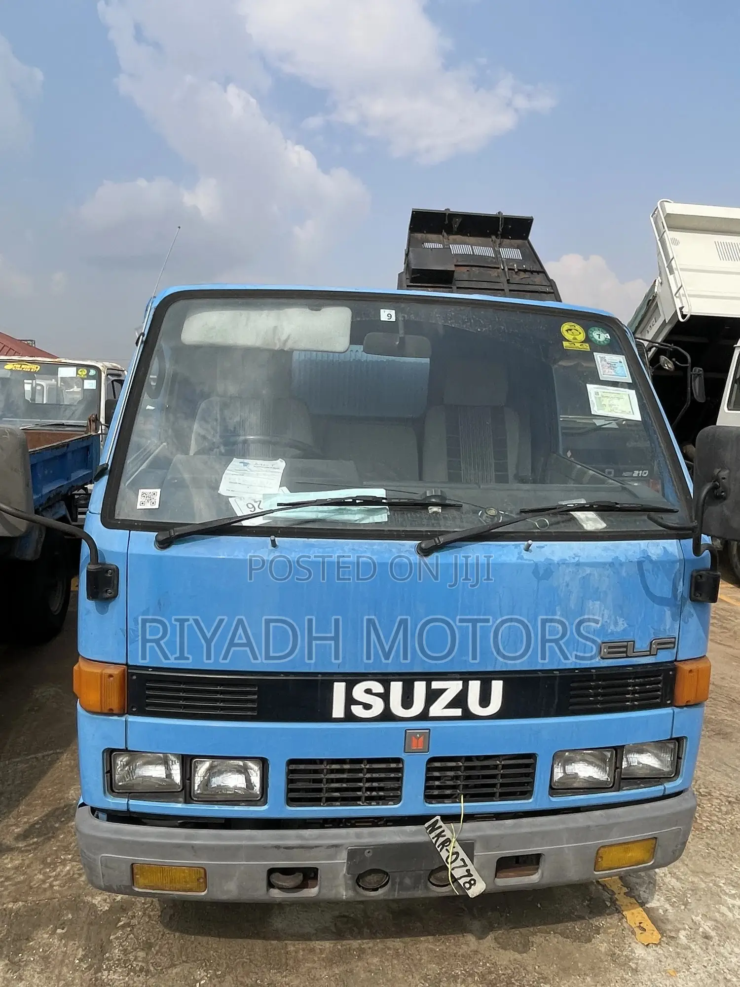 Isuzu Dumper With Big Tray