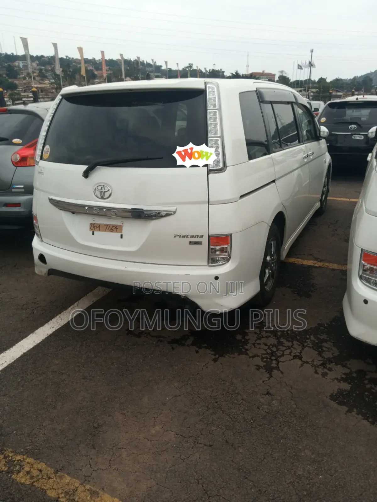 Toyota ISIS 1.8 Platana 2WD 2013 White