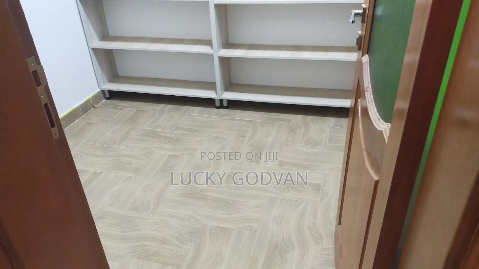 Furnished 5bdrm Mansion in Kira for sale