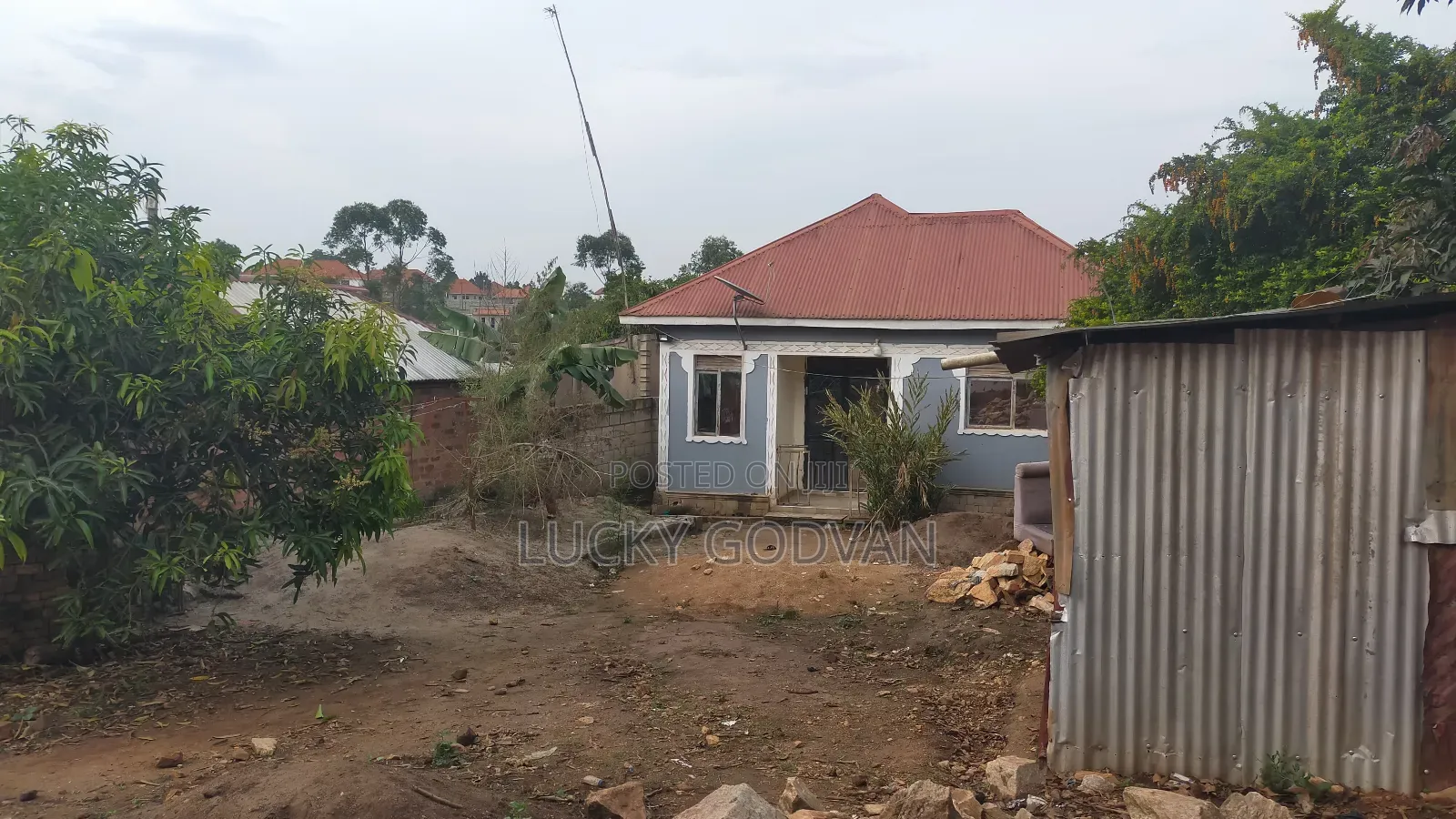 2bdrm Bungalow in Kira for sale
