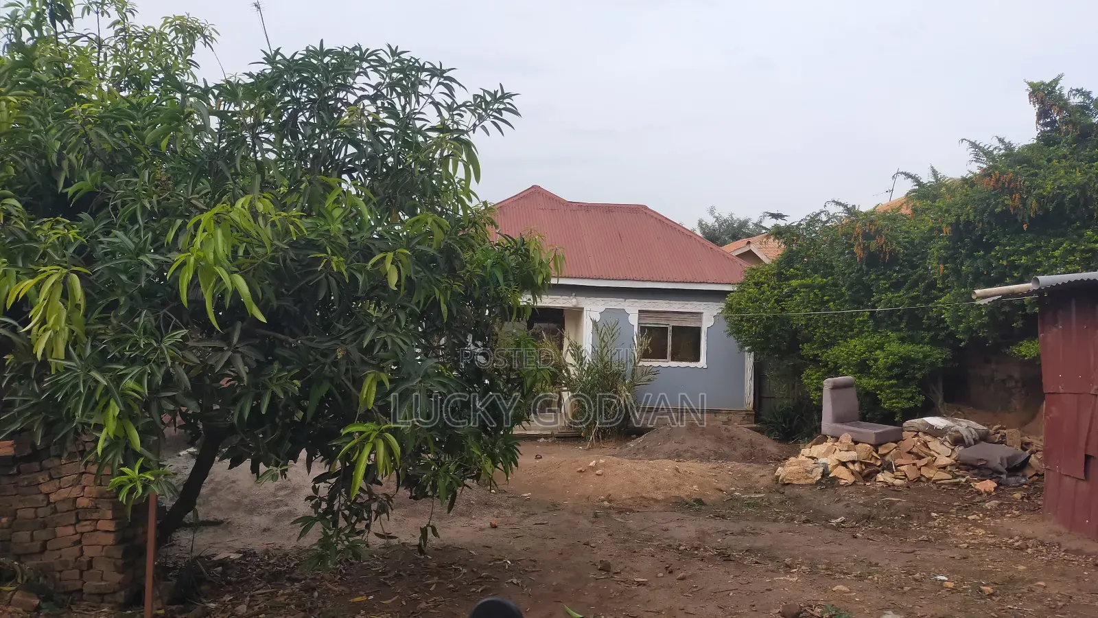2bdrm Bungalow in Kira for sale