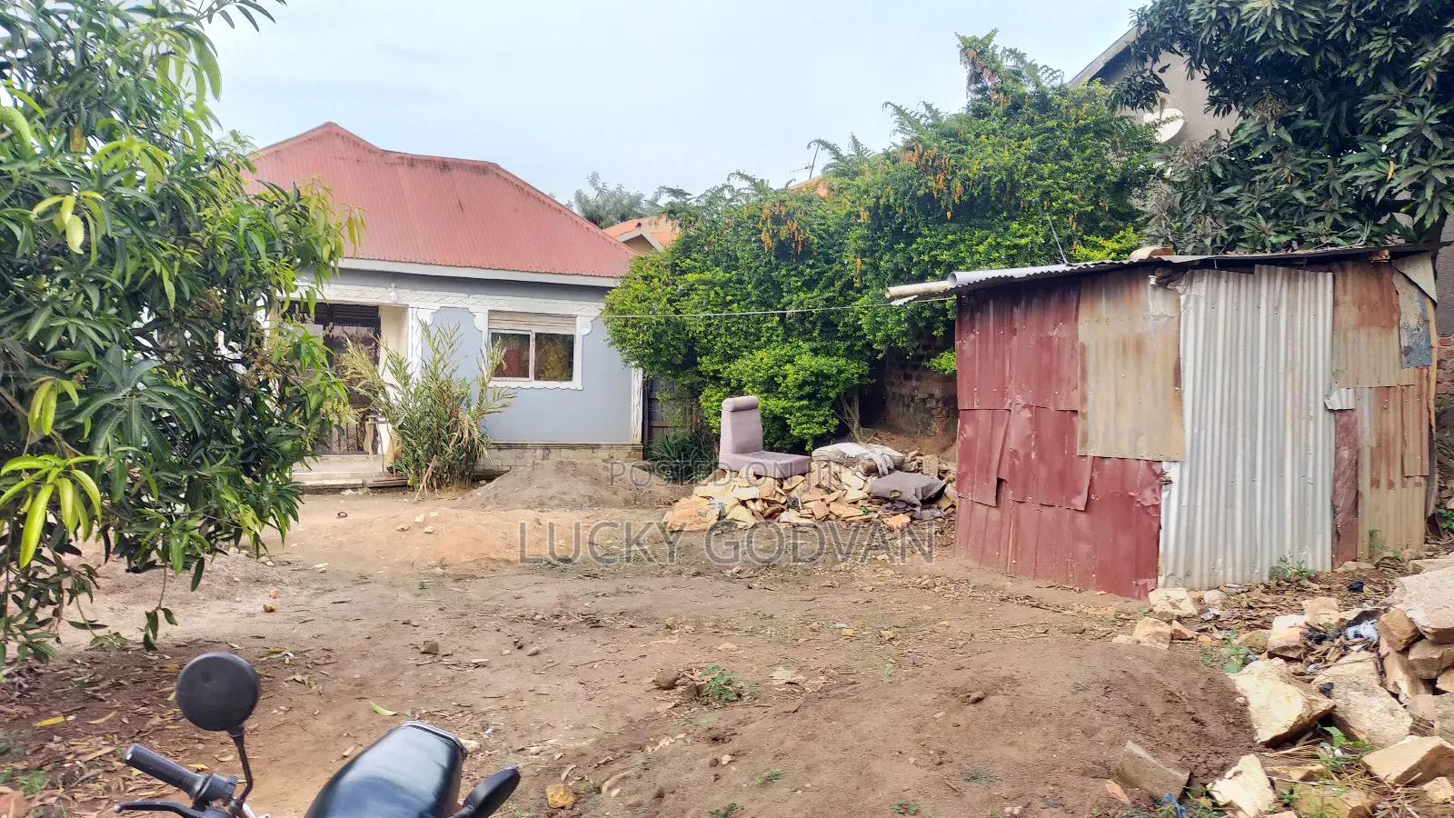 2bdrm Bungalow in Kira for sale