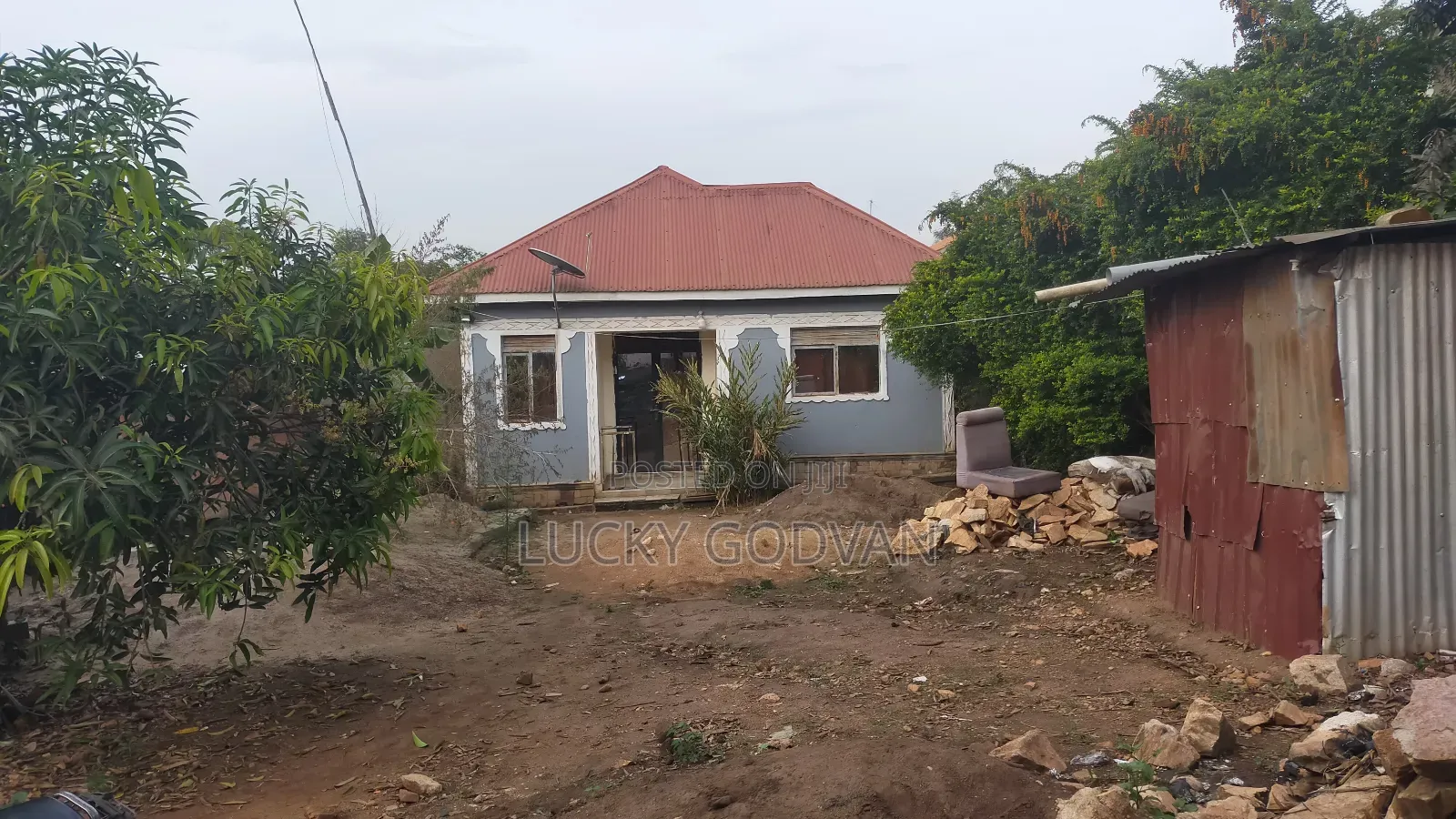 2bdrm Bungalow in Kira for sale