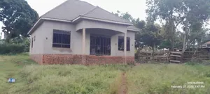 4bdrm Bungalow in Bujjuko Town, Central Division for sale
