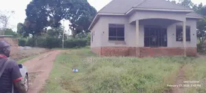 4bdrm Bungalow in Bujjuko Town, Central Division for sale