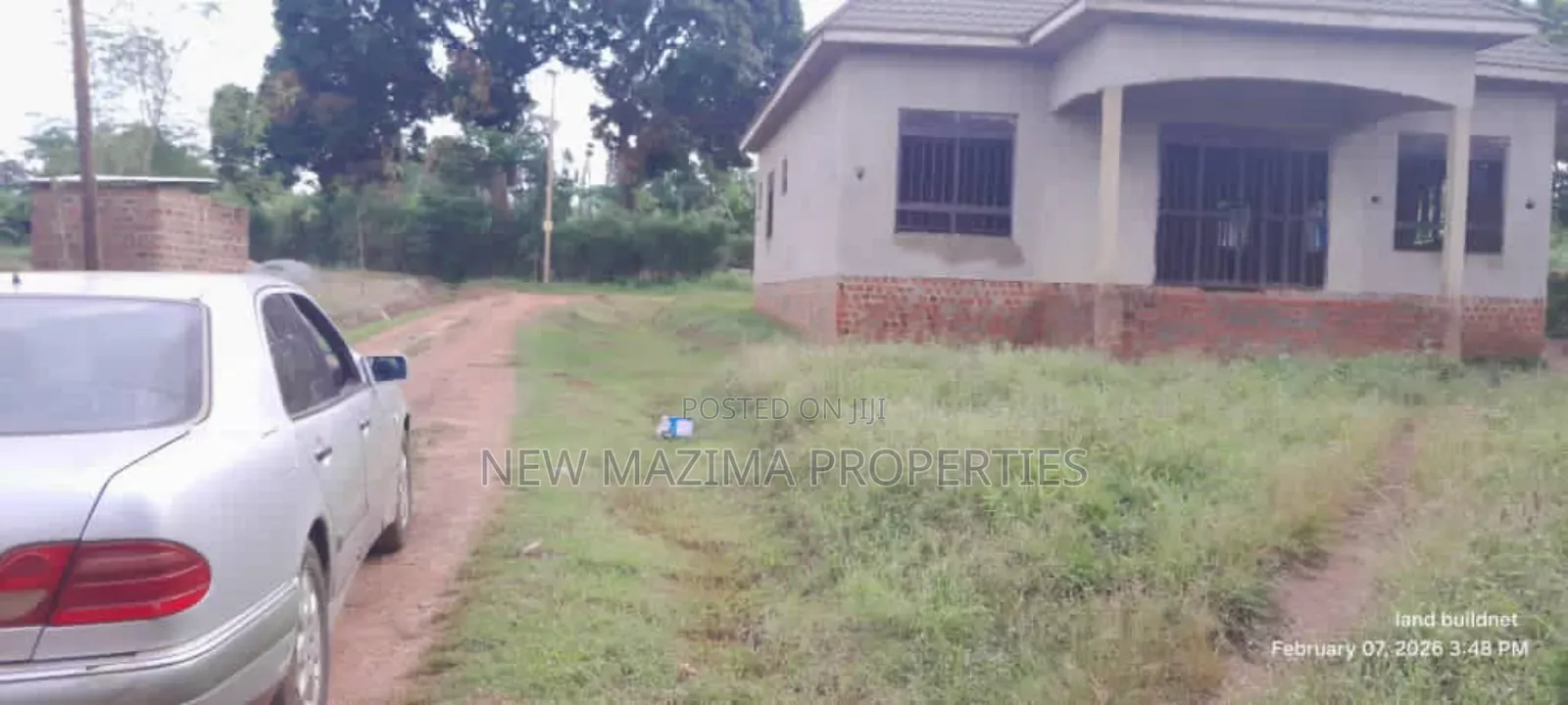 4bdrm Bungalow in Bujjuko Town, Central Division for sale