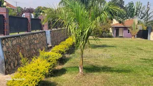 7bdrm Bungalow in Kitala Ntebe Rd, Central Division for rent