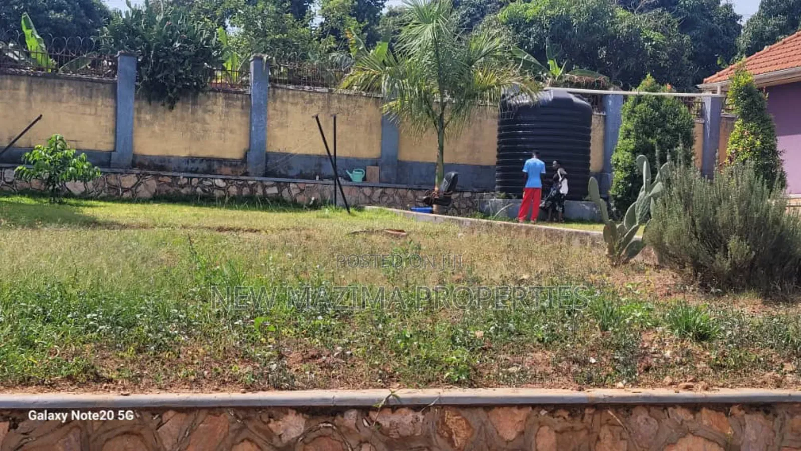 7bdrm Bungalow in Kitala Ntebe Rd, Central Division for rent