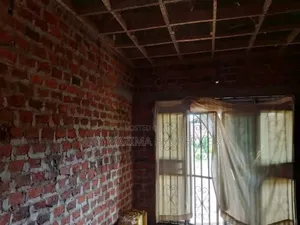 2bdrm House in Kakengerenge Town, Central Division for sale
