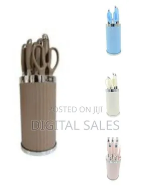 Kitchen Knife Set With a Stand