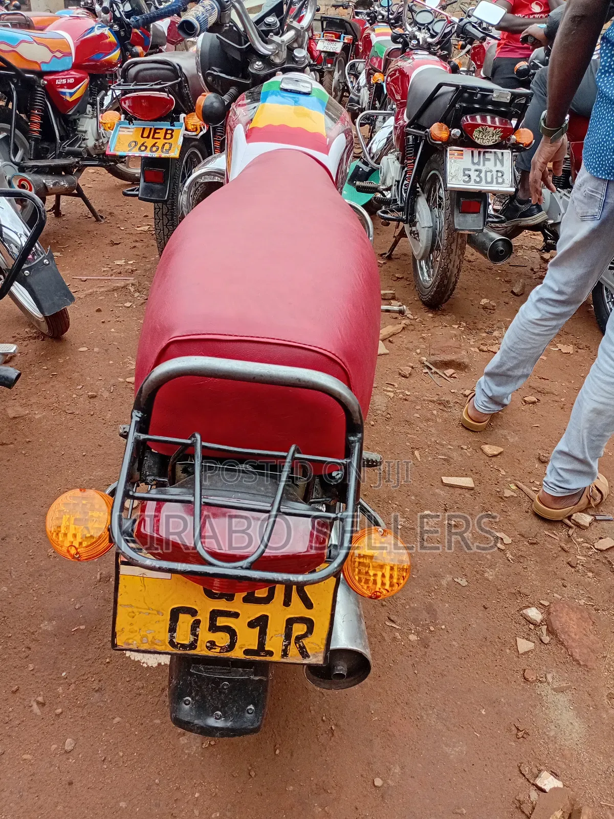 Bajaj Boxer 100 2024 Red