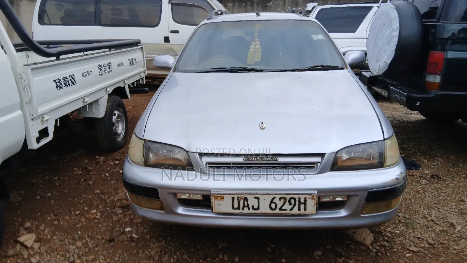 Toyota Caldina 2000 Silver