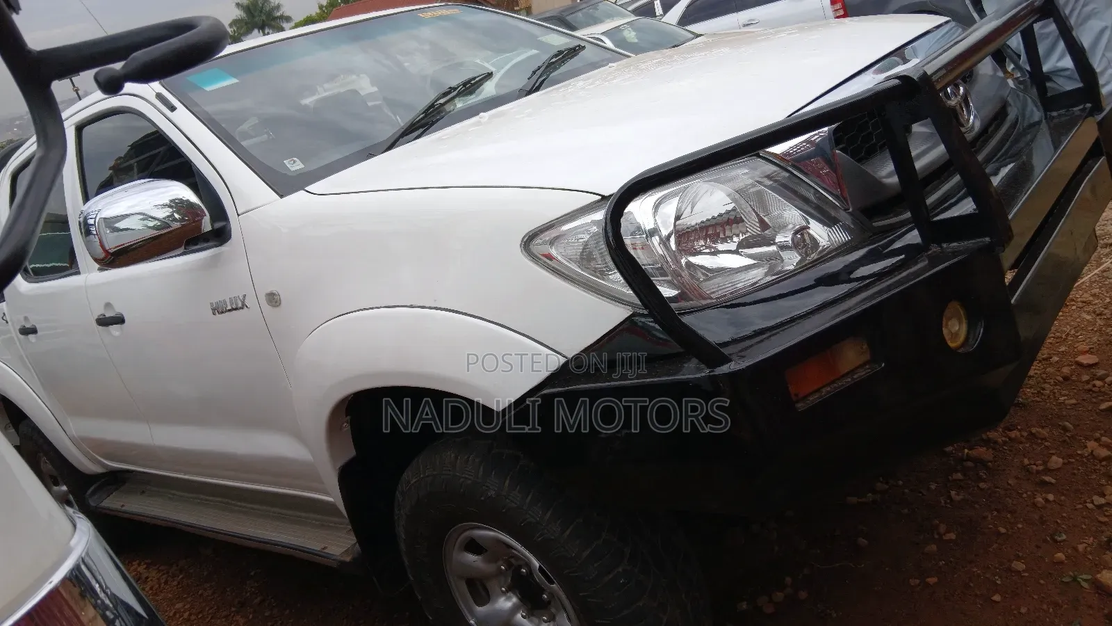 Toyota Hilux 2006 White