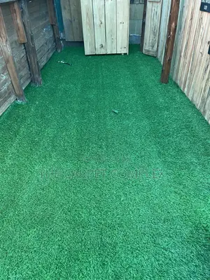 Floor Hotel Grass Squaremeter