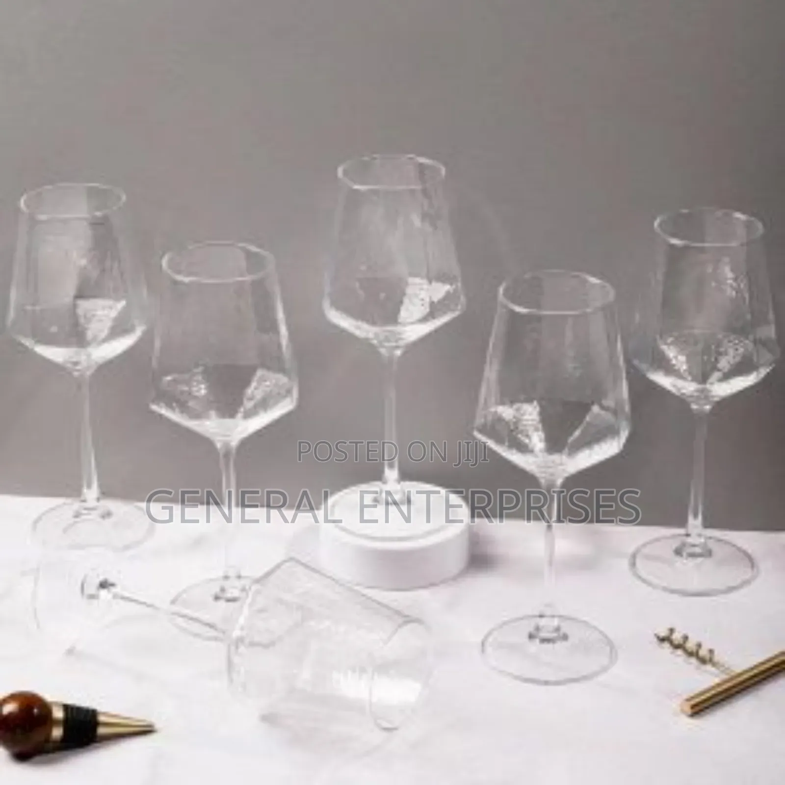6pcs Set of Hexagon-Shaped Crystal Wine Glasses.