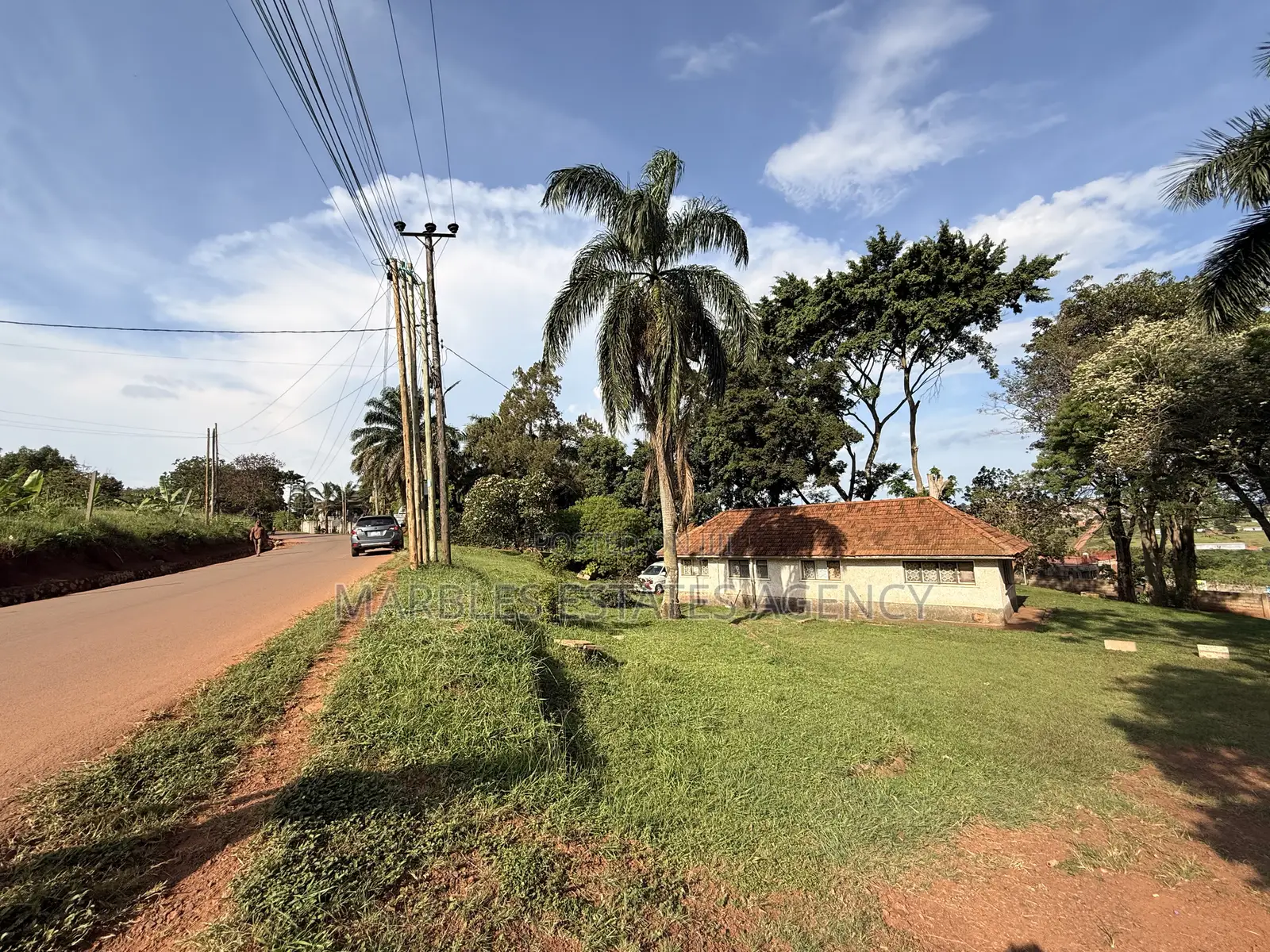 Plot for Sale in Lubowa With Lake View