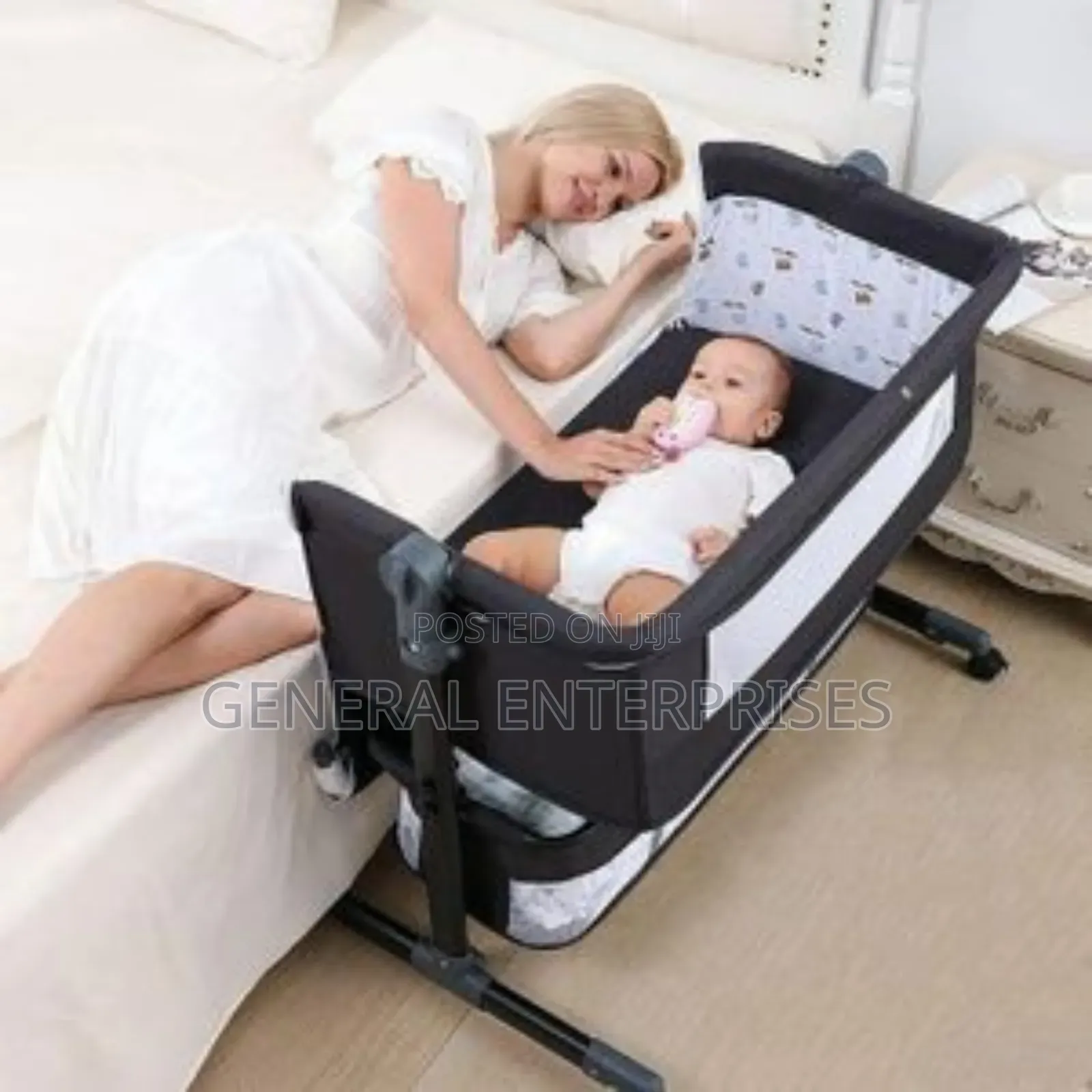 This Is A Portable Baby Bassinet Bedside Sleeper.