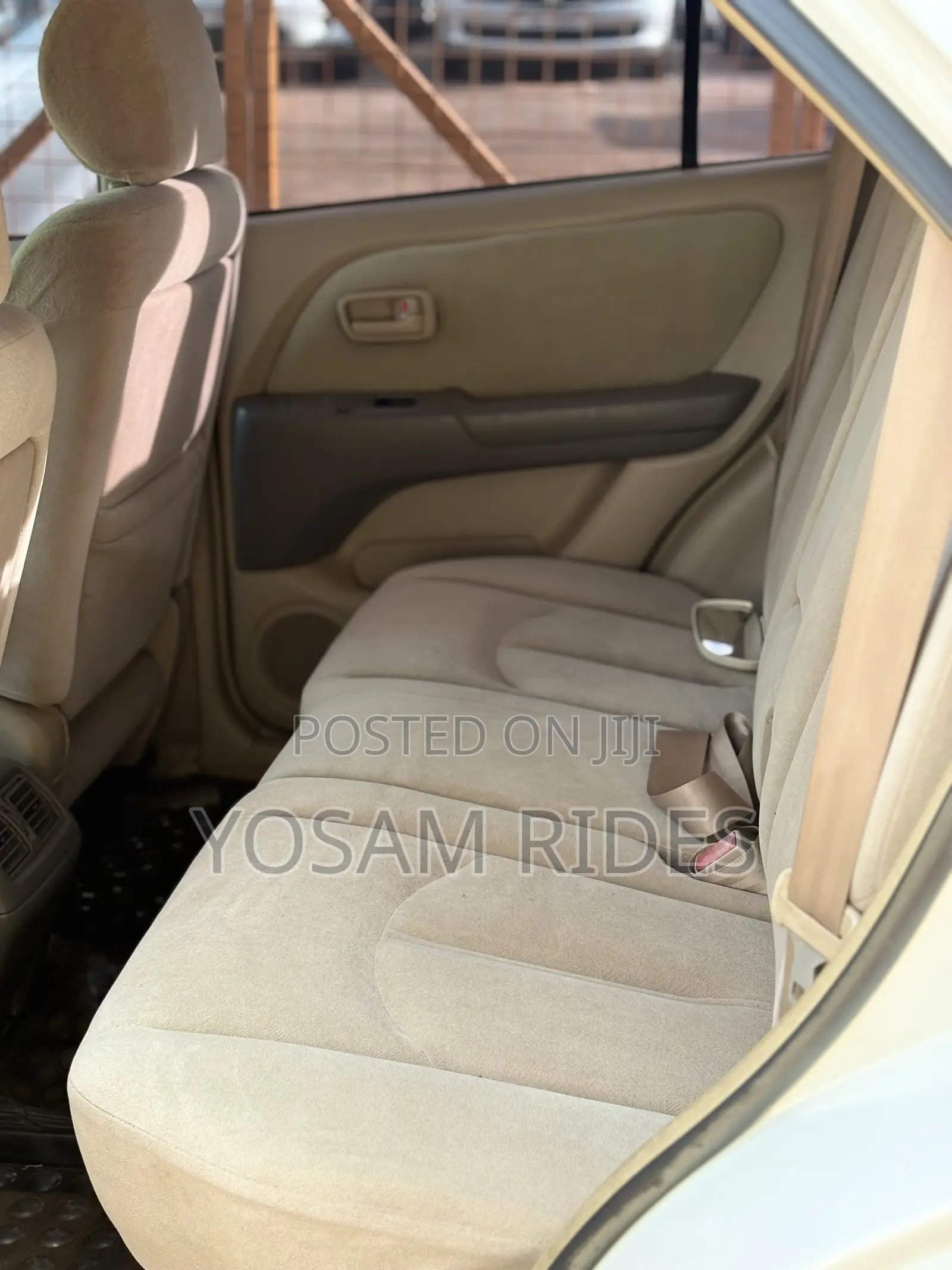 Toyota Harrier 2.2 16V 2002 White