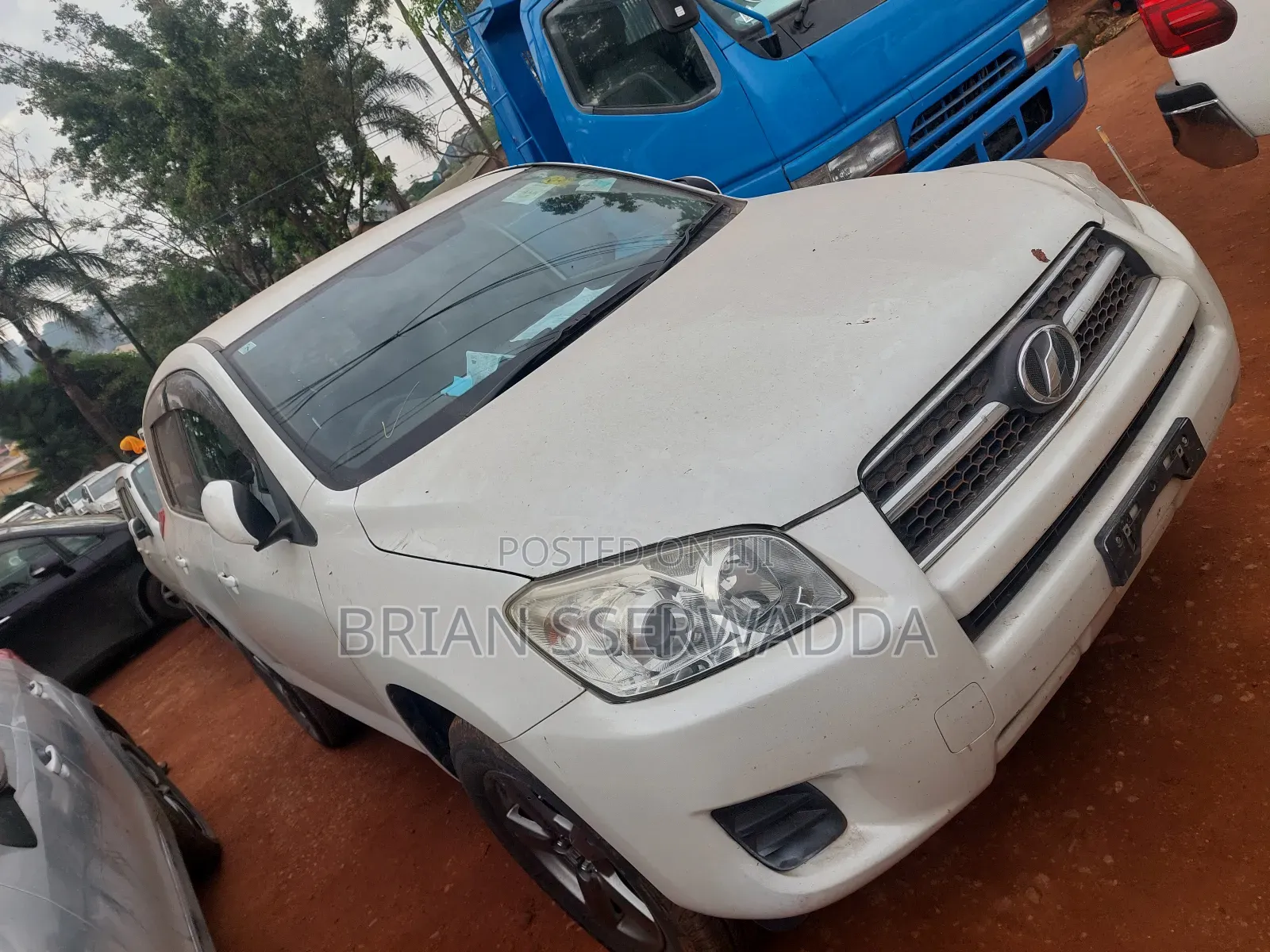 Toyota RAV4 2012 White