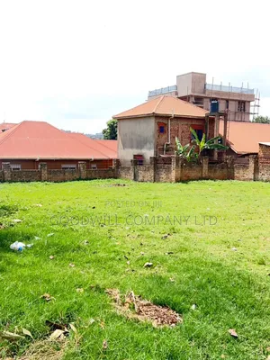 3bdrm House in Bwebajja Entebbe, Central Division for sale